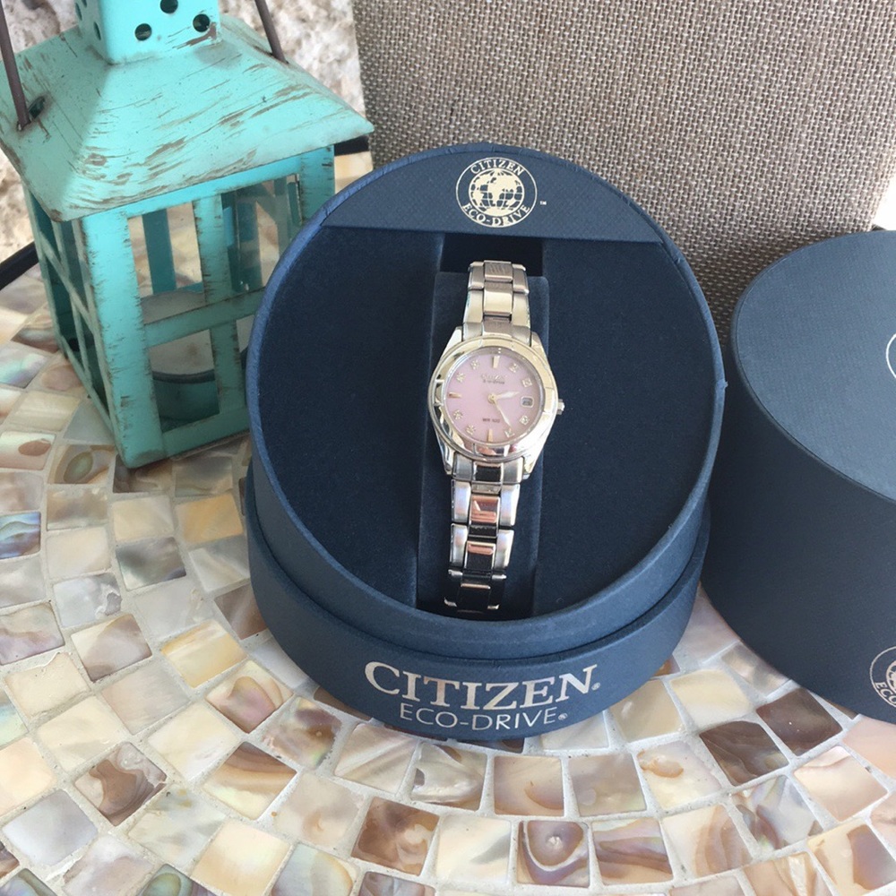 Citizens Eco Drive Breast Cancer watch - Picture 3 of 6